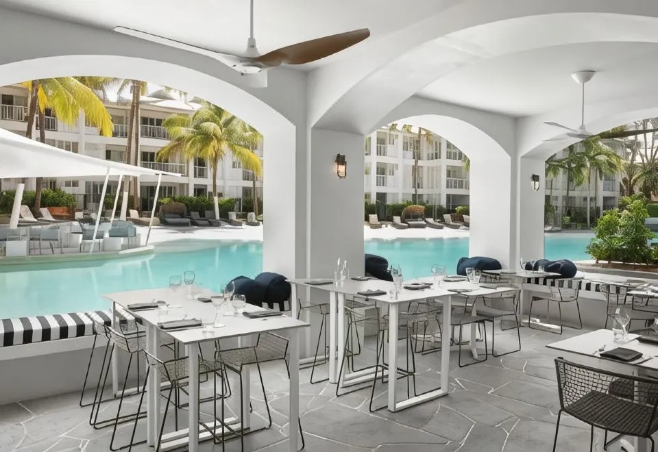 Peppers Beach Club