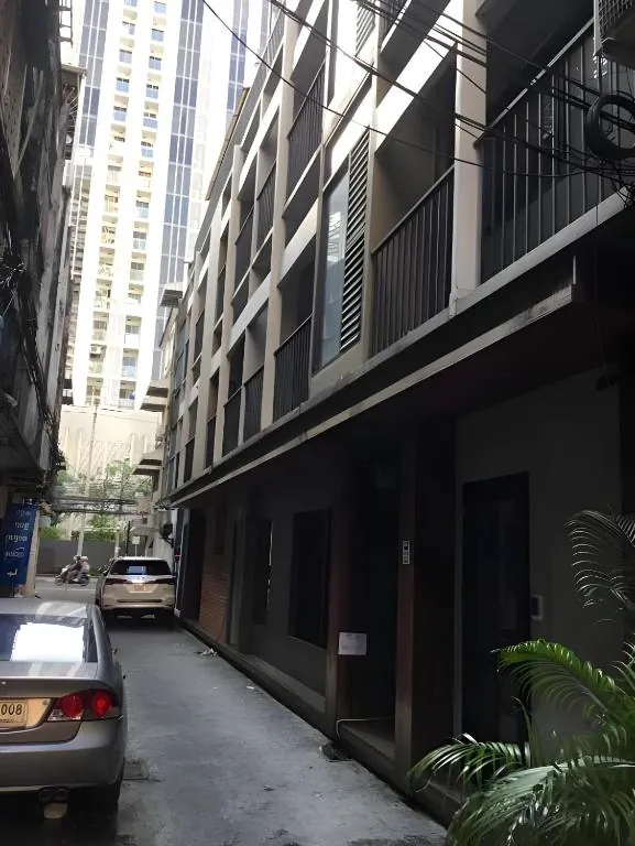 GO INN Silom BTS Surasak