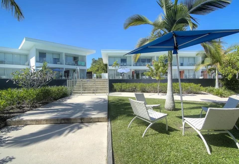 Pool Resort Port Douglas