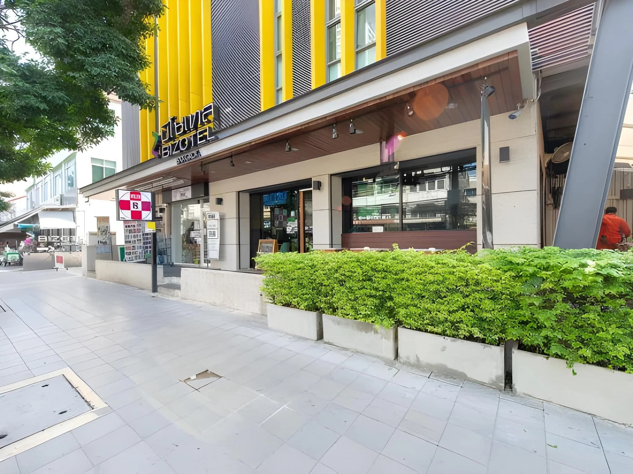 Bizotel Premier Hotel & Residence