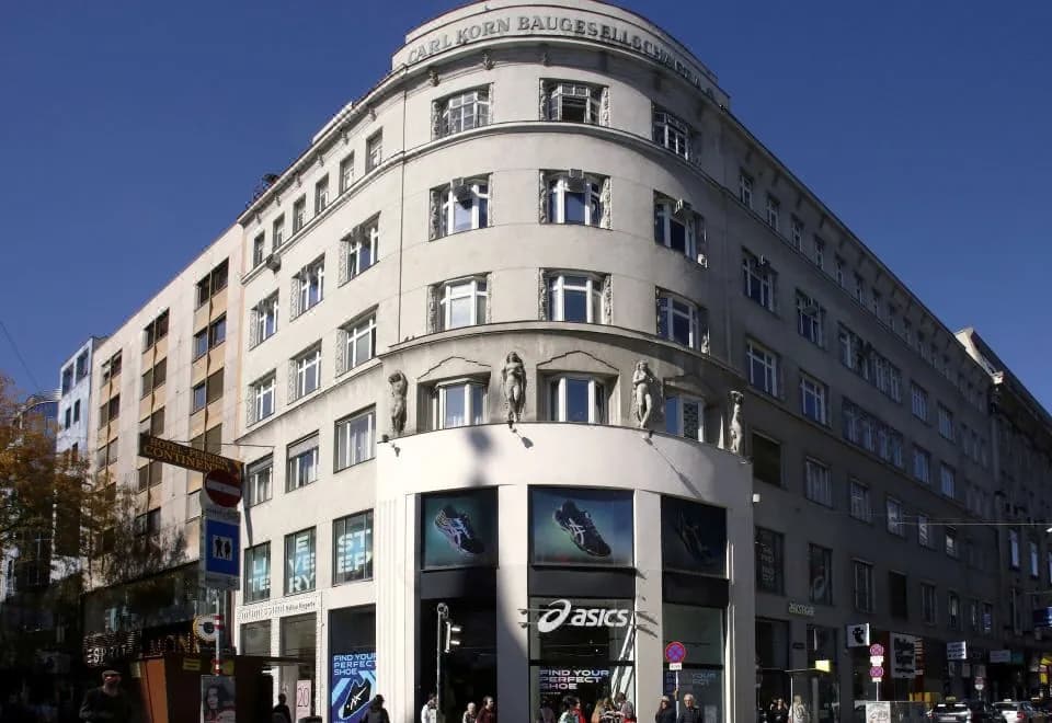 Continental Hotel-Pension