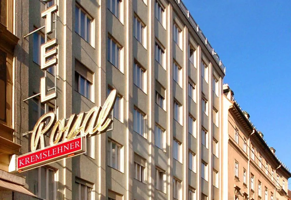 Hotel Royal