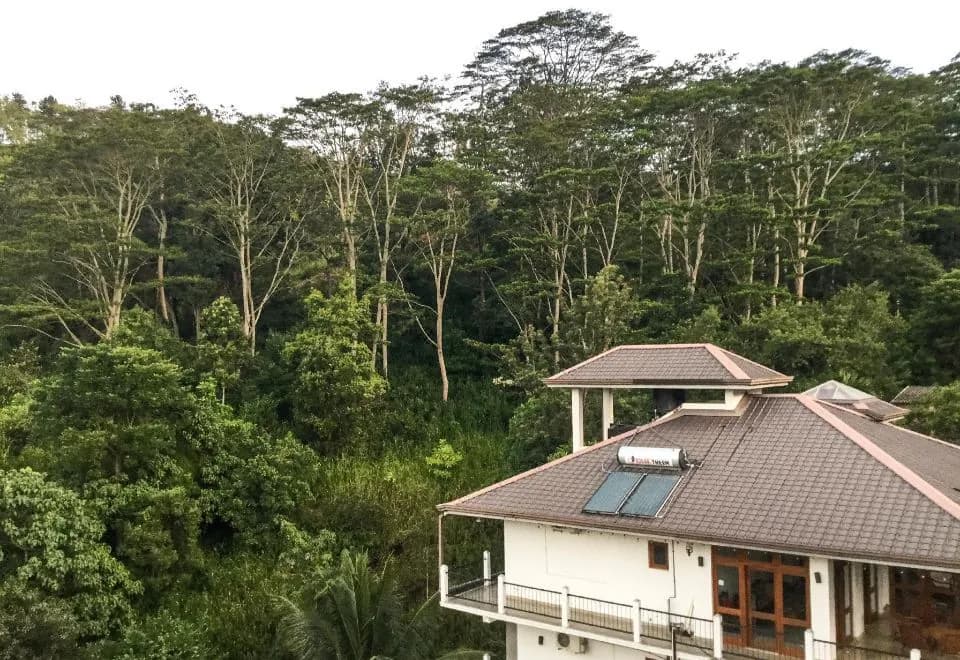 Hanthana House