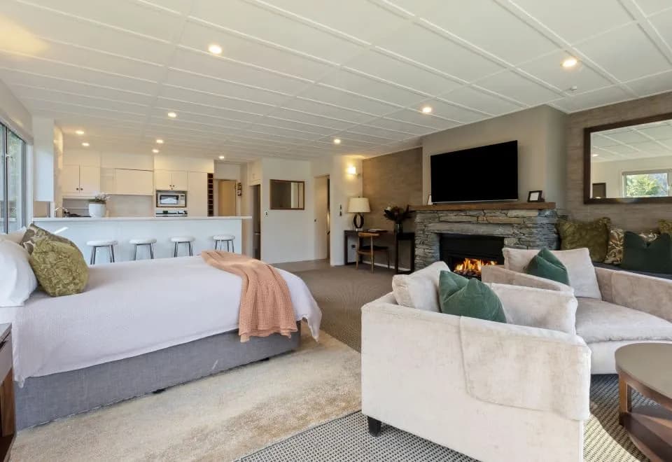 Queenstown House Boutique Bed & Breakfast and Apartments