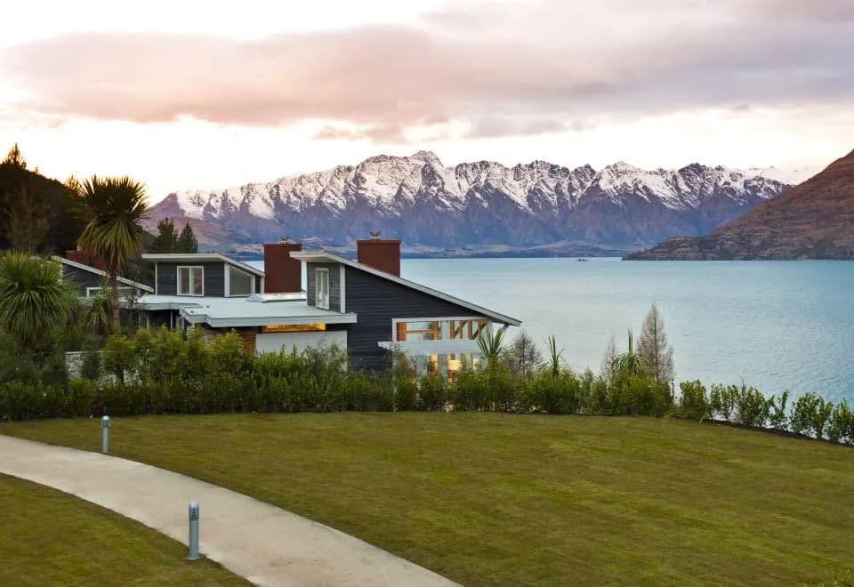 Rosewood Matakauri