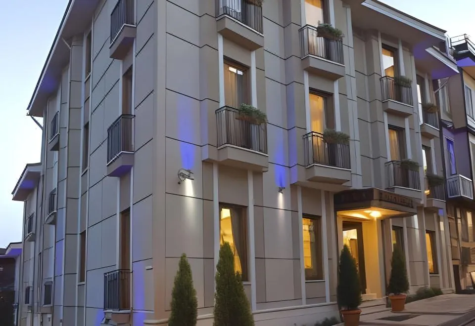 Acra Hotel - Special Category