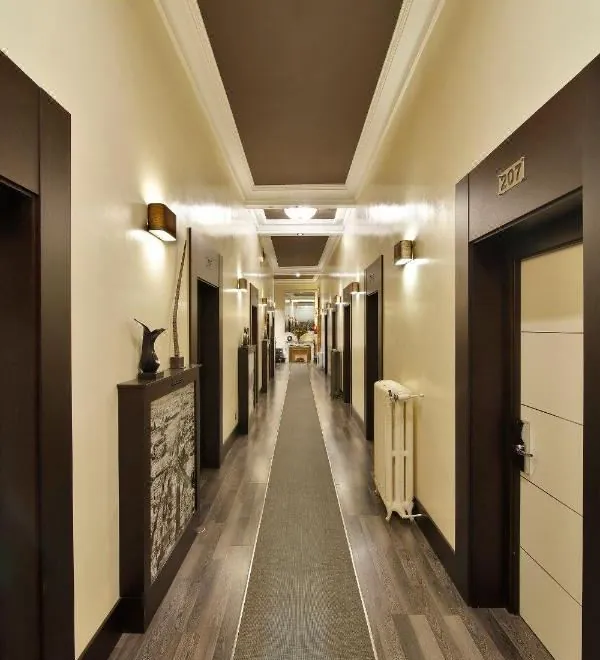 Alhambra Suites