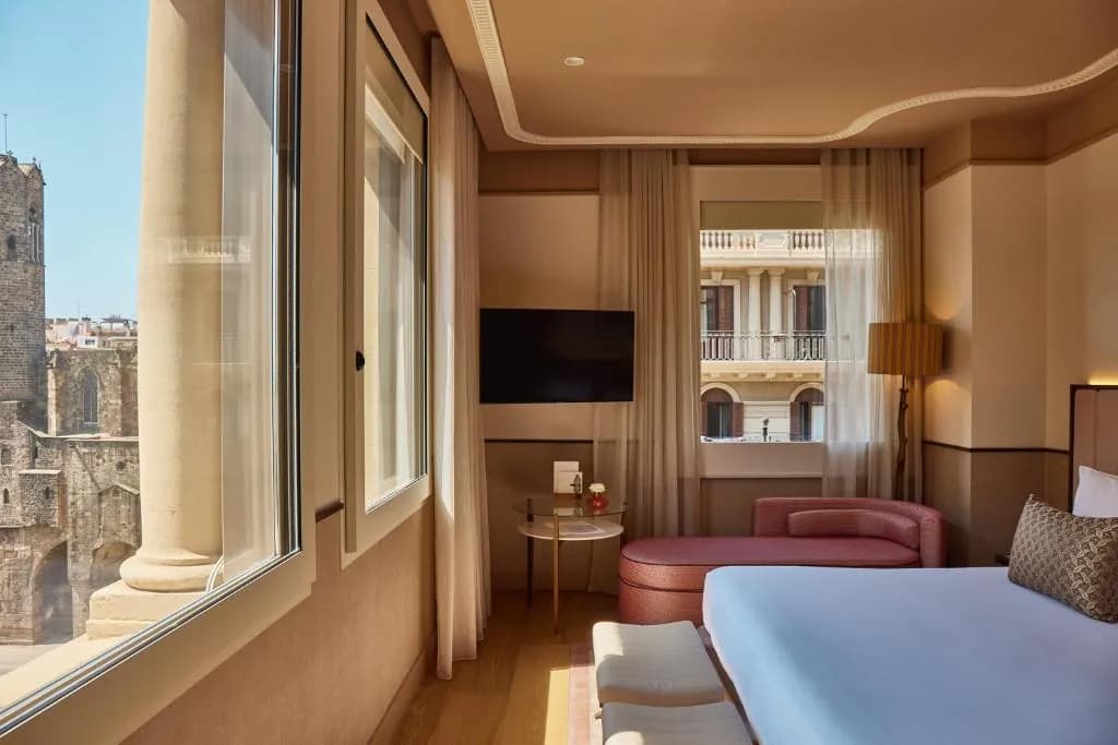 Grand Hotel Central, Small Luxury Hotels