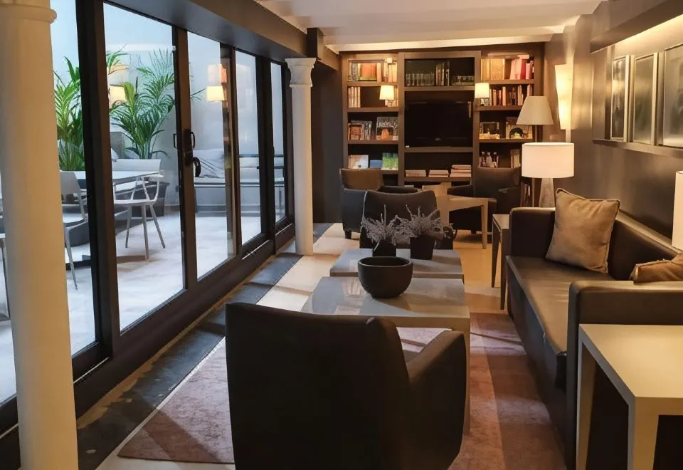 Hotel Actual