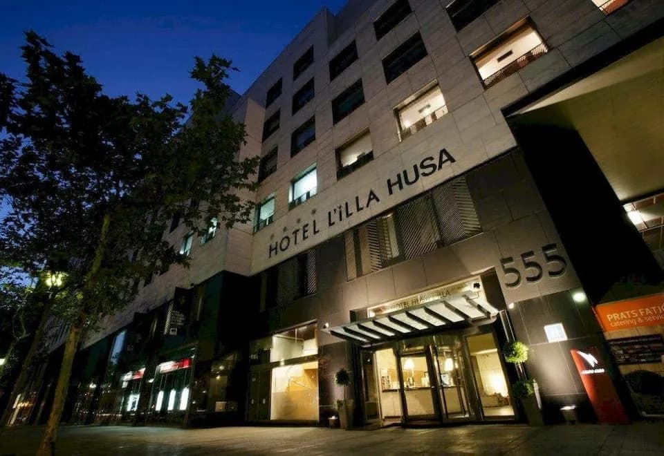 AC Hotel Diagonal l'Illa by Marriott