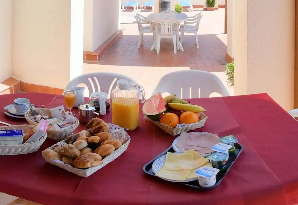 Aparthotel Bertrán