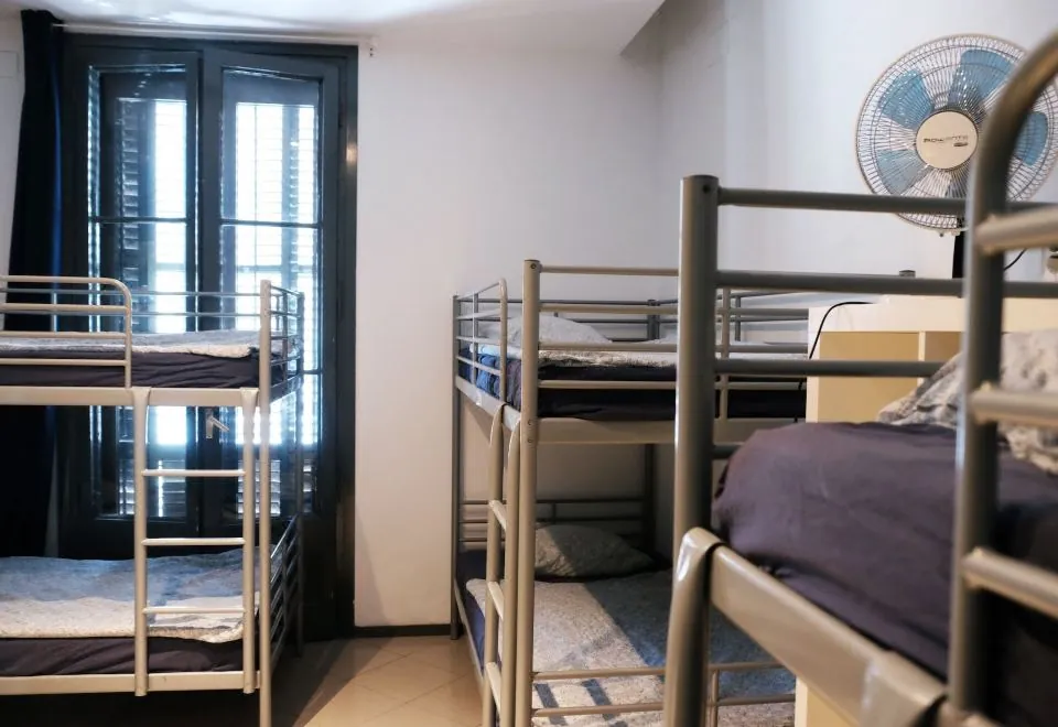 Alternative Creative Youth Hostel Barcelona