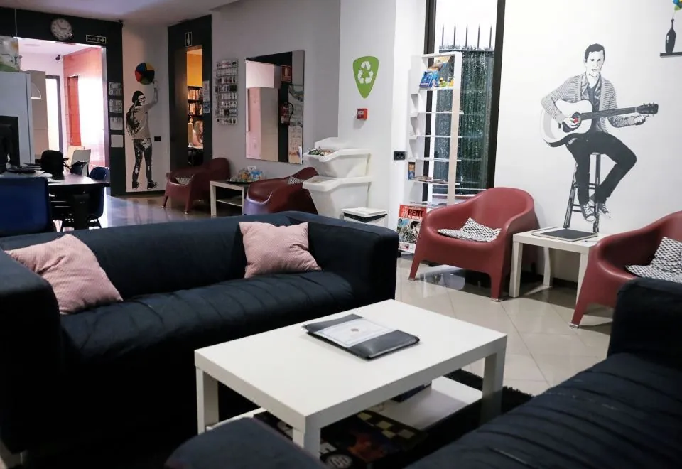 Alternative Creative Youth Hostel Barcelona