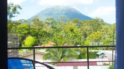 La Fortuna Lodge by Treebu Hotels