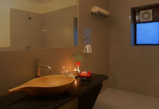 Treehouse Amaara- Pure Vegetarian Resort