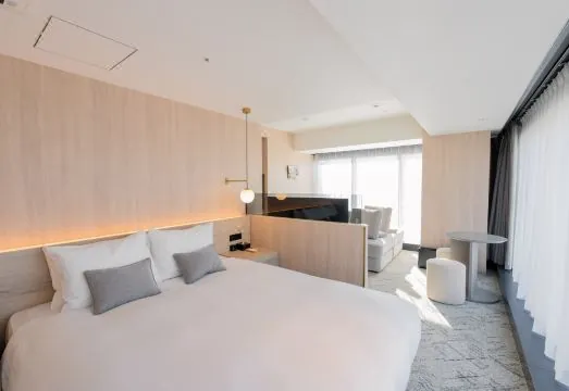 HOTEL THE LEBEN