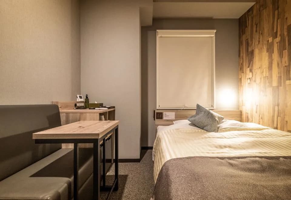 Super Hotel Premier Namba Shinsaibashi Tennenonsen