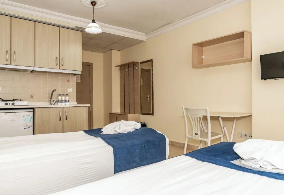 Berrak Su Hotel