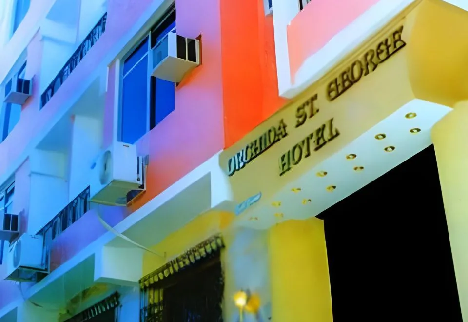 Orchida St. George Hotel