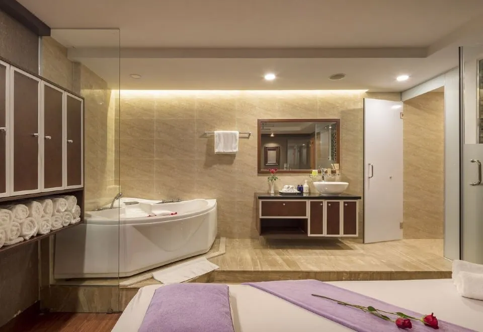 TTC Hotel Ngoc Lan