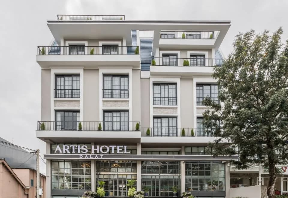 Artis Hotel Dalat