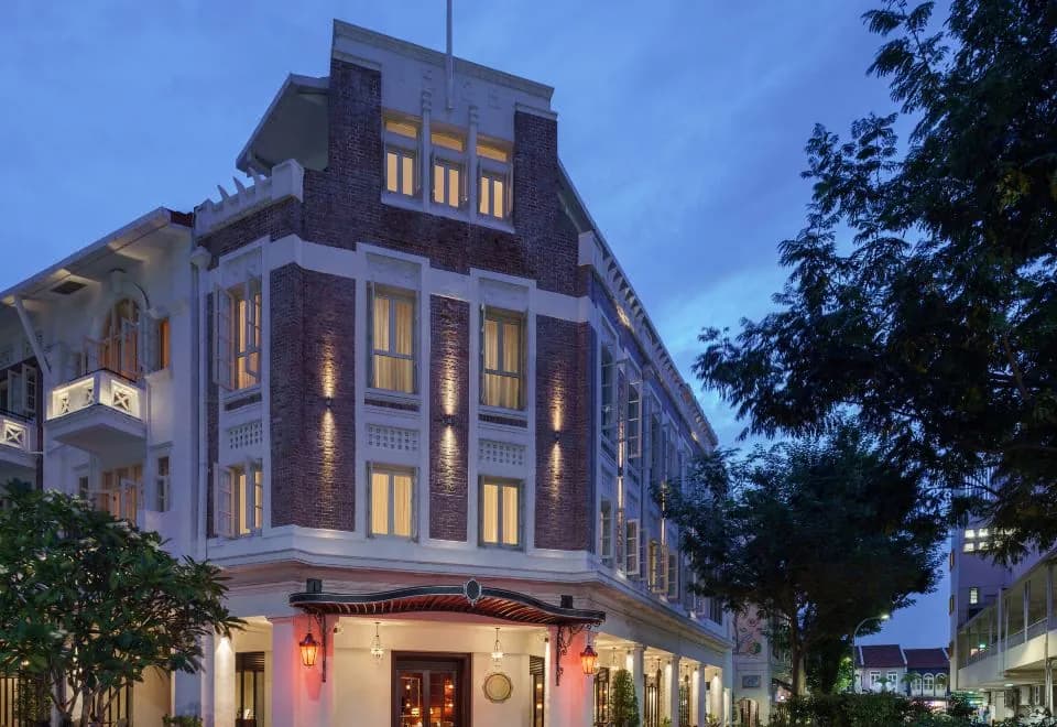Maxwell Reserve Singapore, Autograph Collection