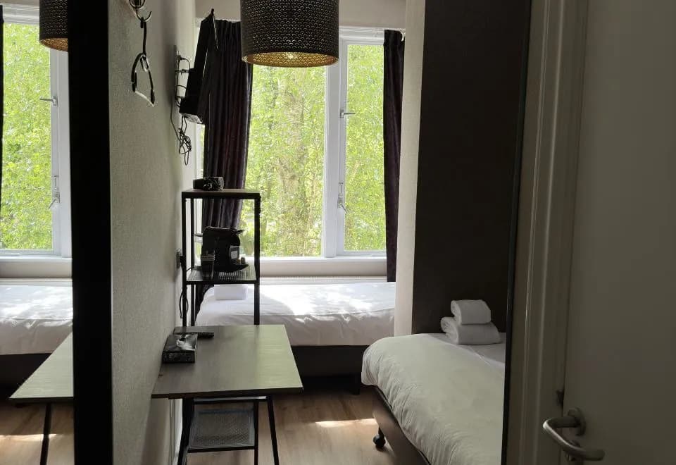 Hotel Vondel Garden City Centre