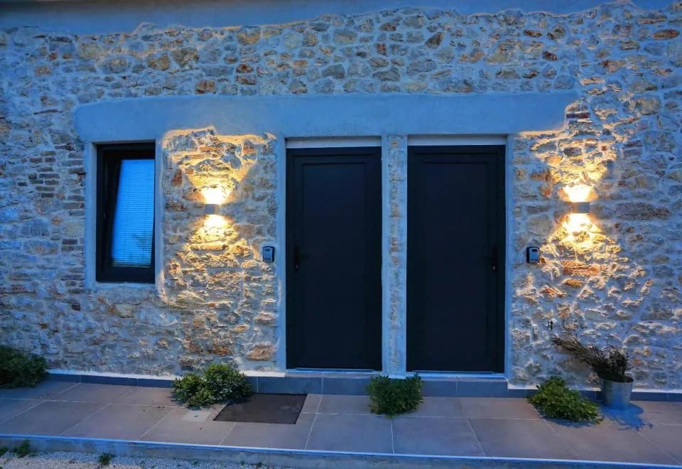 Guverna New City Accommodation