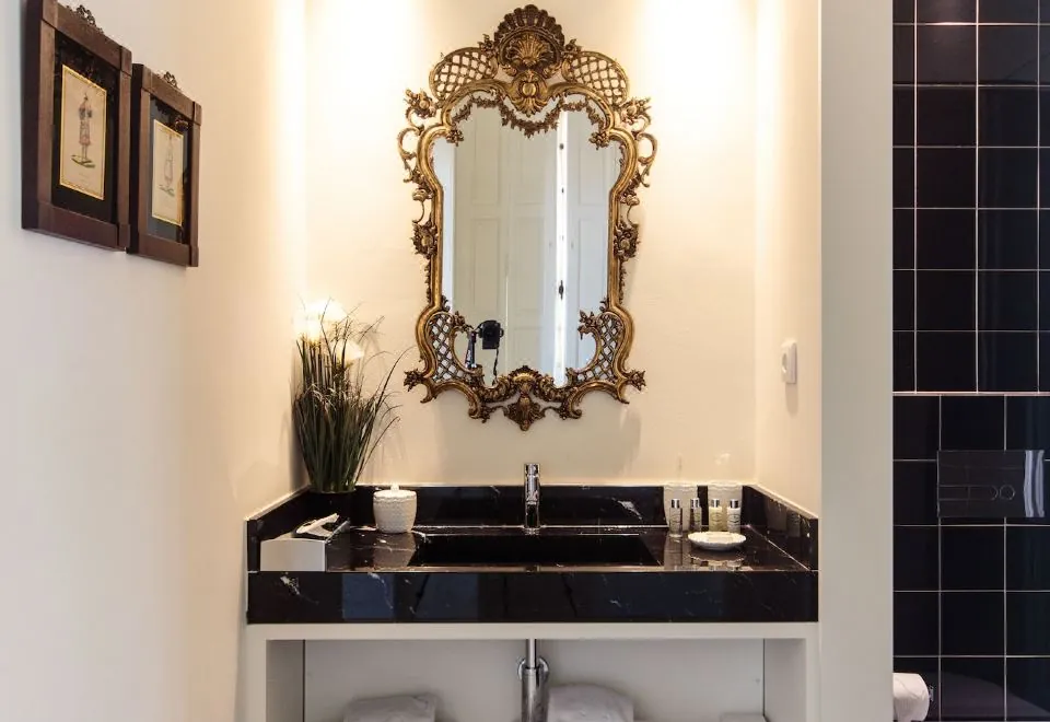 Dear Lisbon - Palace Chiado Suites