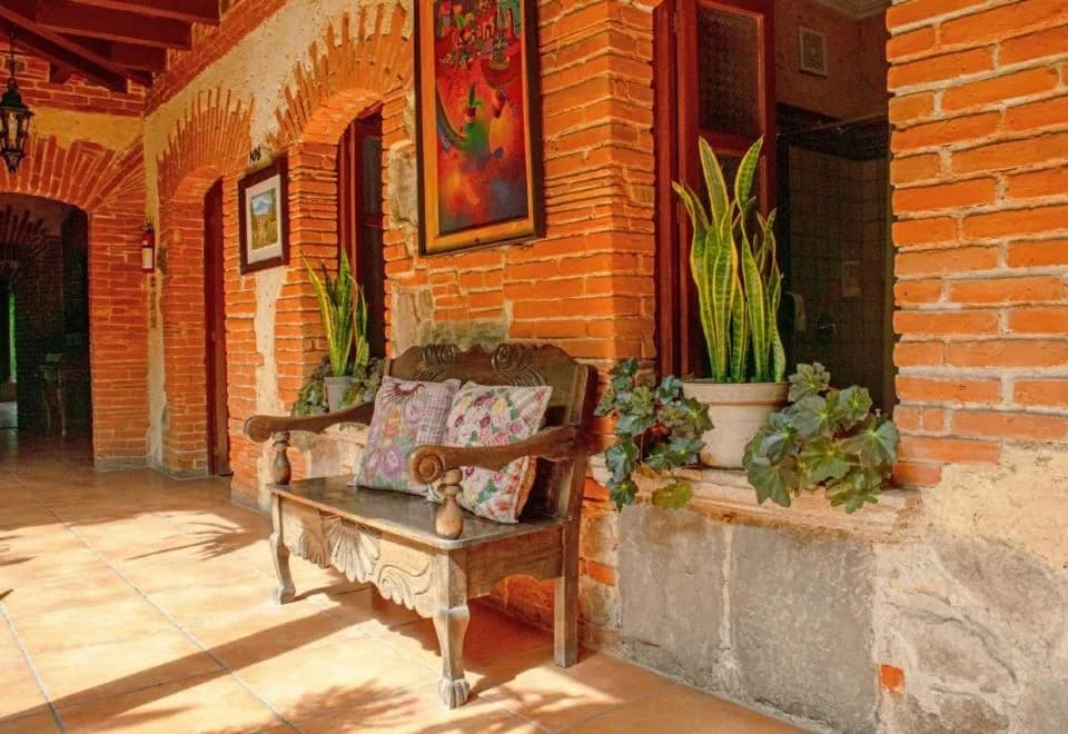 Naif Boutique Hotel & Gallery