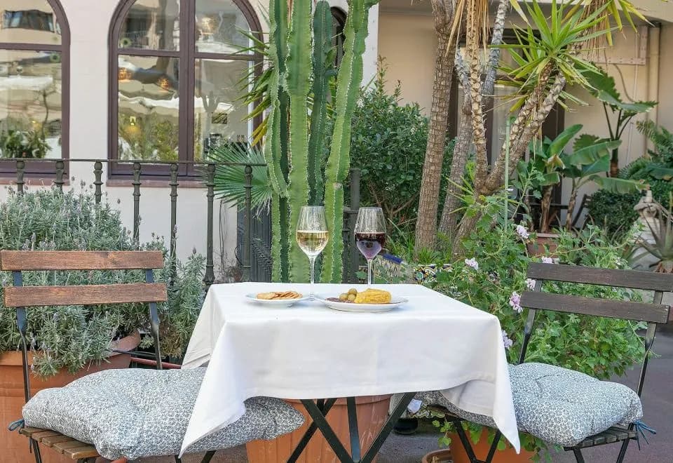 Mihlton Barcelona Boutique B&B