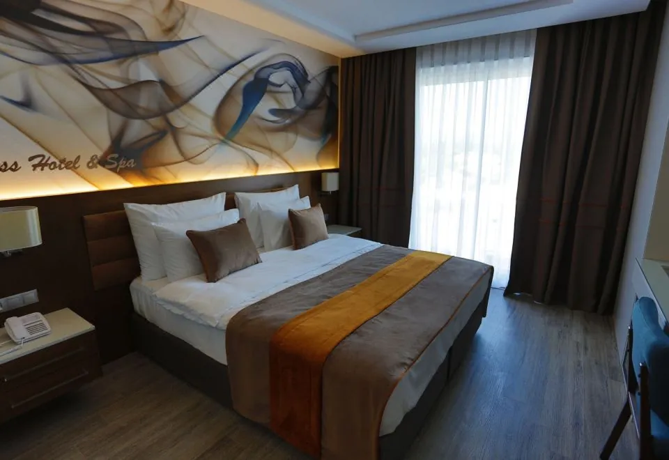 B Business Hotel & Spa