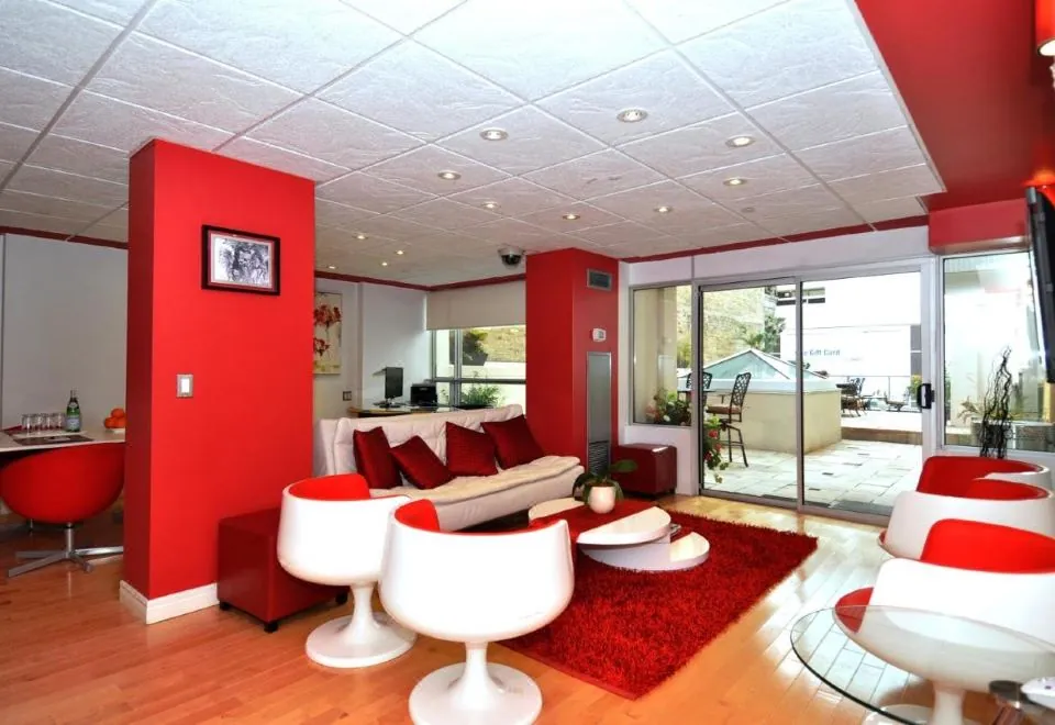 Yonge Suites Furnished Apartments