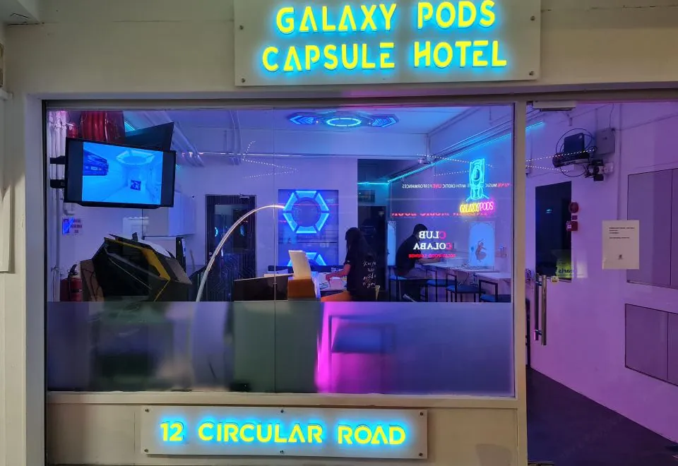 GALAXY PODS CAPSULE HOTEL BOAT QUAY