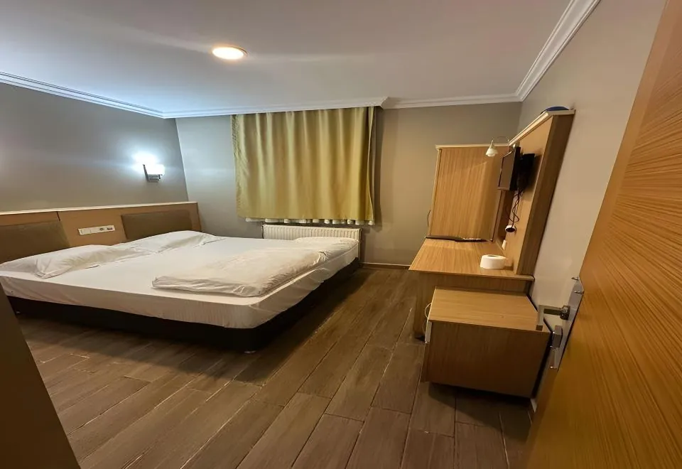 Hotel the Ferah
