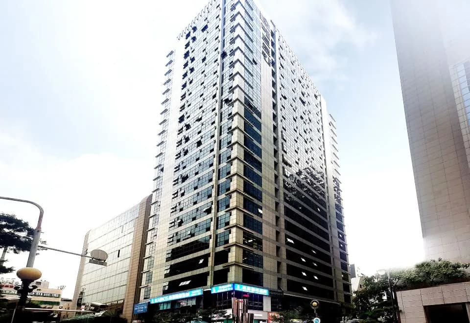 Khan Residence