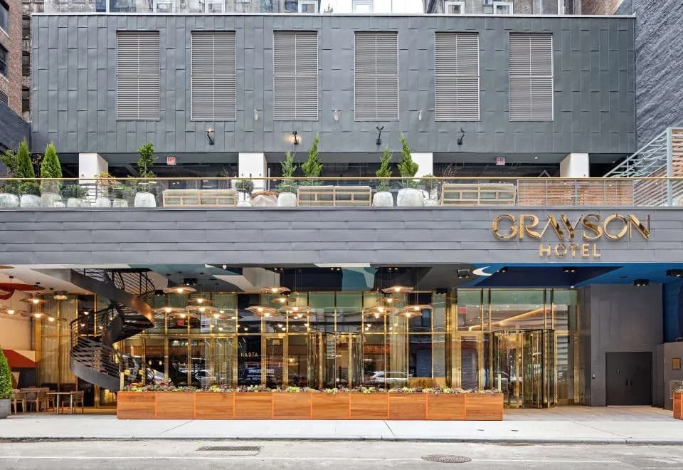 Grayson Hotel