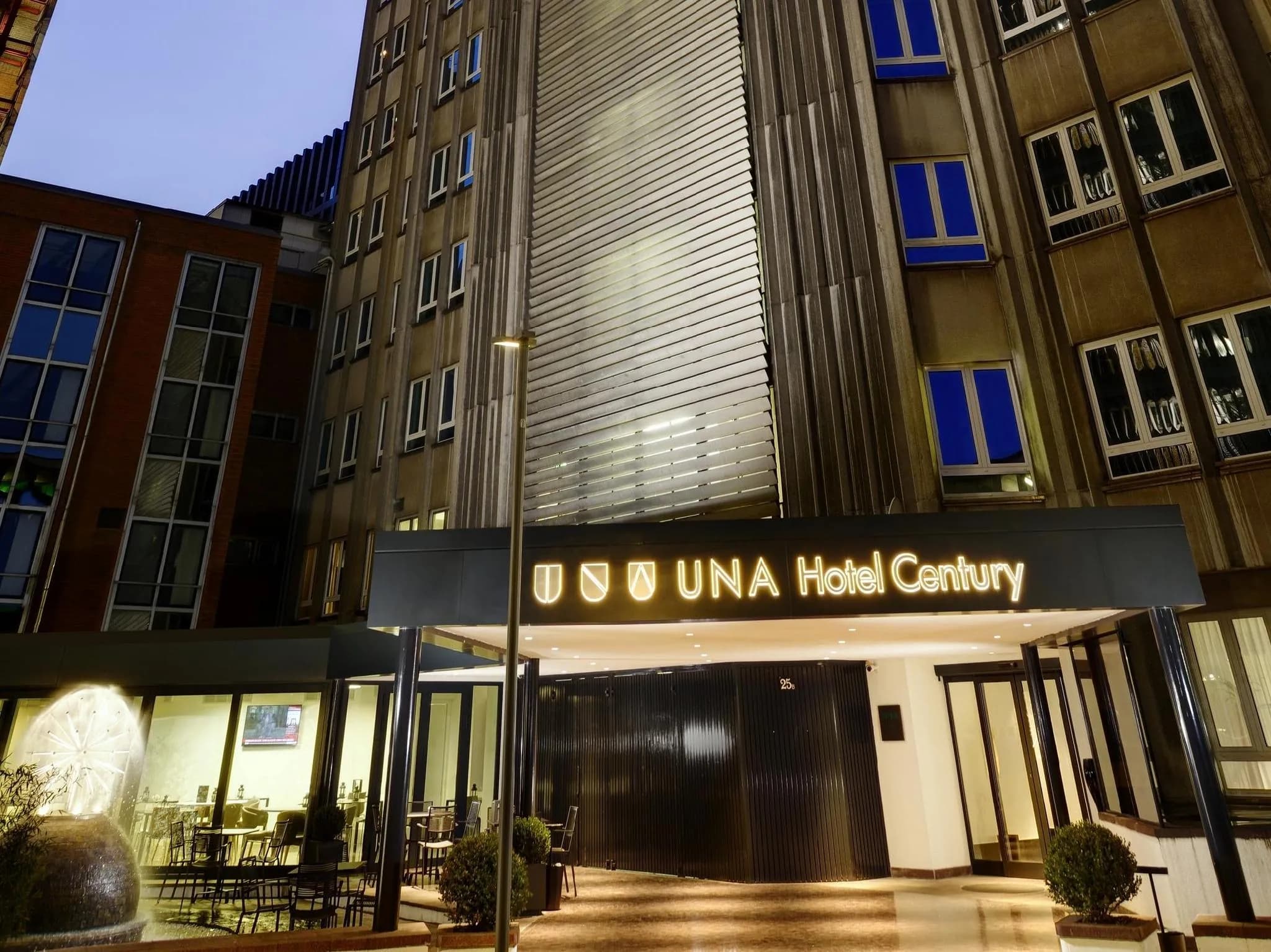 UNAHOTELS Century Milano