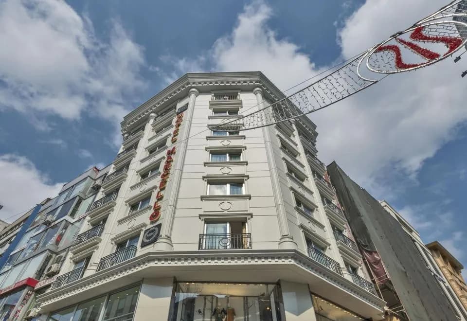 Marcello Hotel