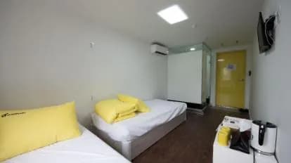 24 Guesthouse Myeongdong Town