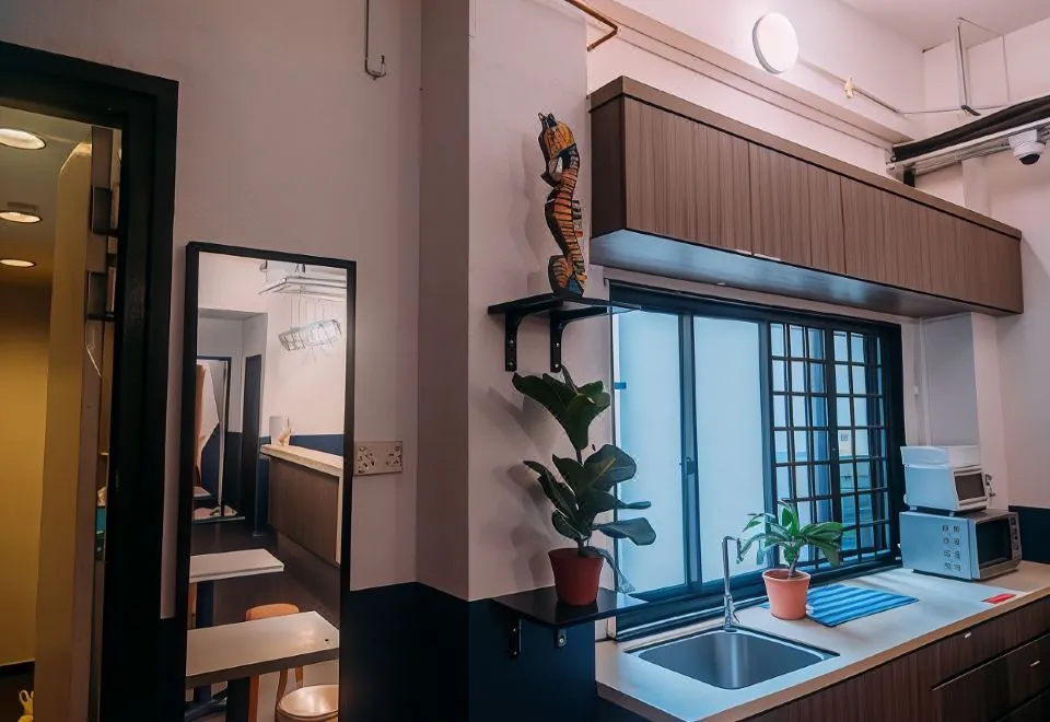 Bluewaters Pods 38 Hongkong St
