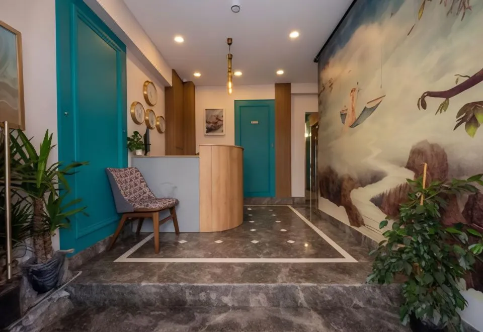 Lynda Hotel