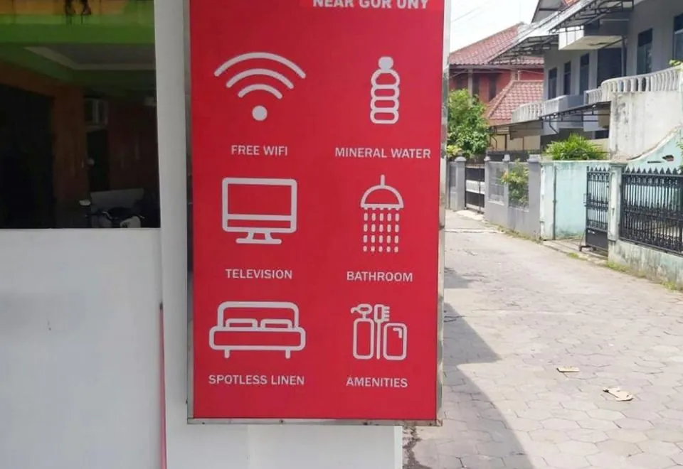 RedDoorz near GOR UNY