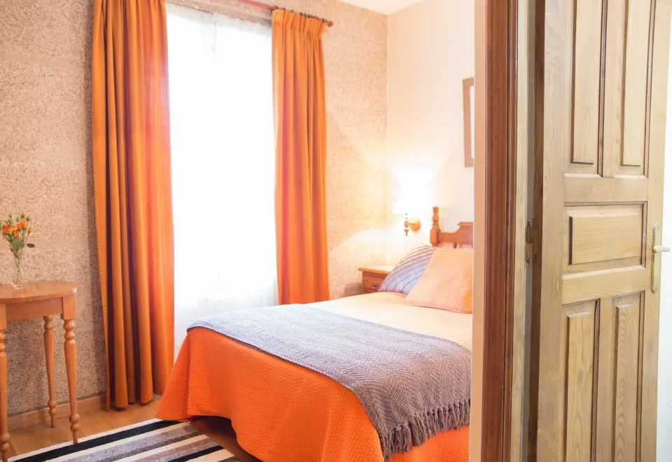Linares Rooms Santiago