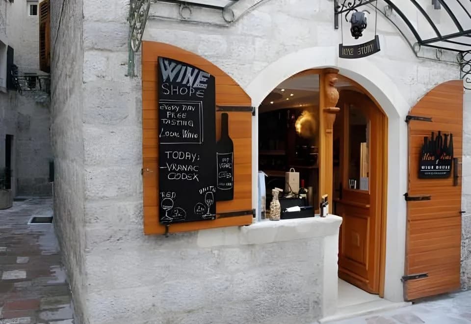 Apartments Wine House Old Town