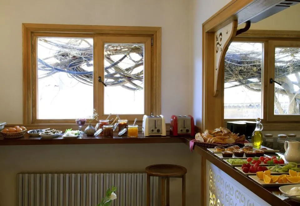 Hotel Empress Zoe