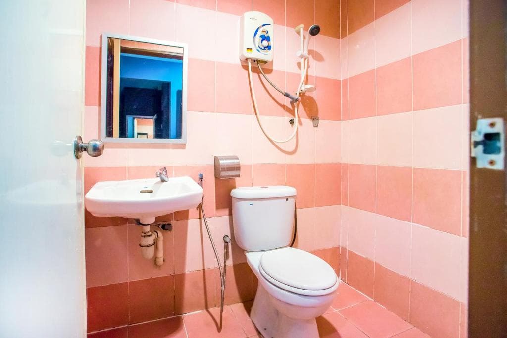OYO 89688 Alor Street Hotel