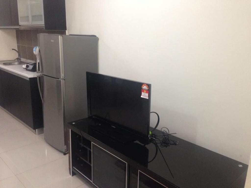 Luxury Service Suite at Taragon KL