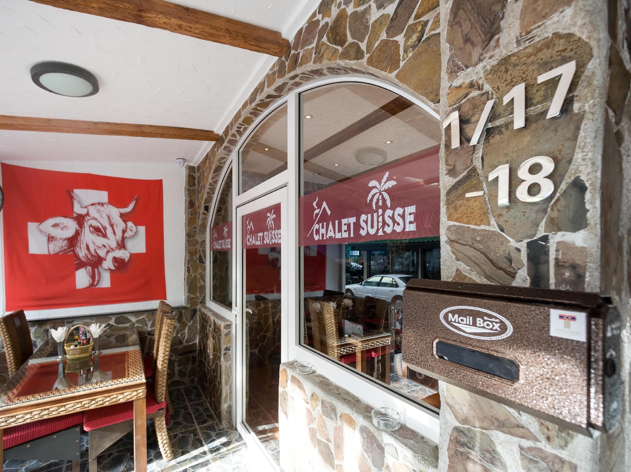 Chalet Suisse