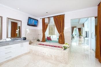 Nusa Dua Retreat Boutique Villa Resort and Spa Bali